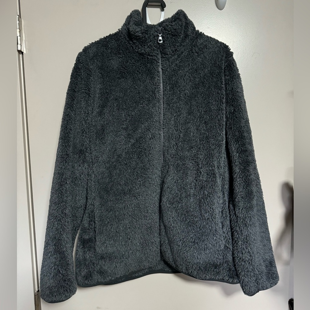 Uniqlo Fluffy Fleece Zip Up
